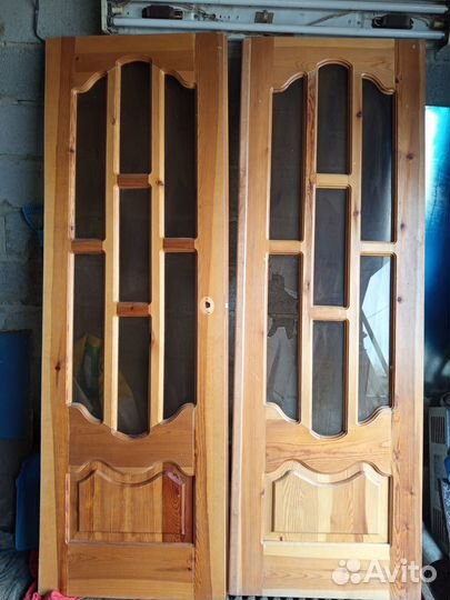 Двери деревянные