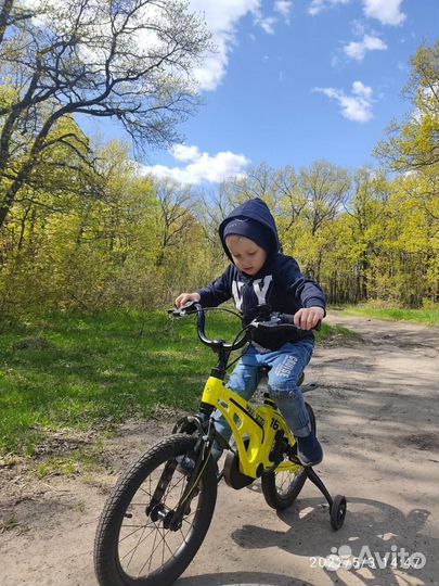 Велосипед maxiscoo Cosmic -16