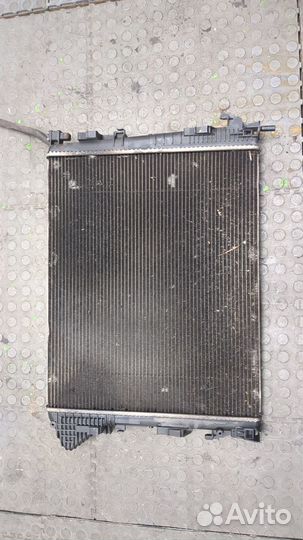 Радиатор охлаждения двигателя Nissan Primastar, 2009