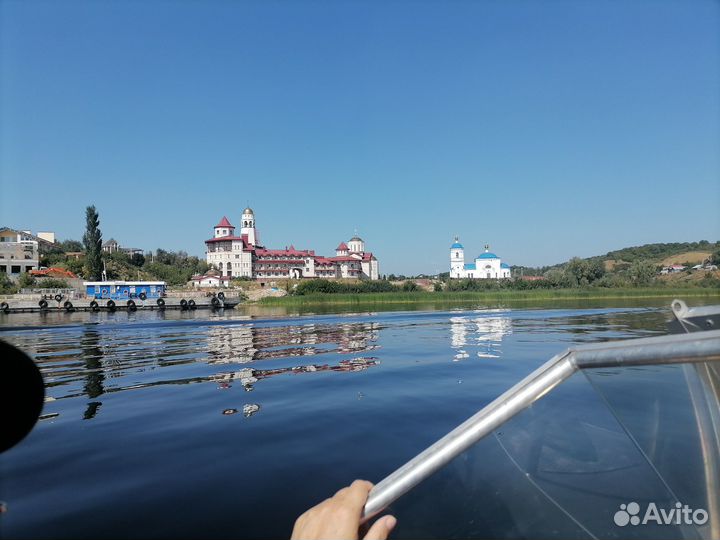 Моторная лодка Вельбот 43