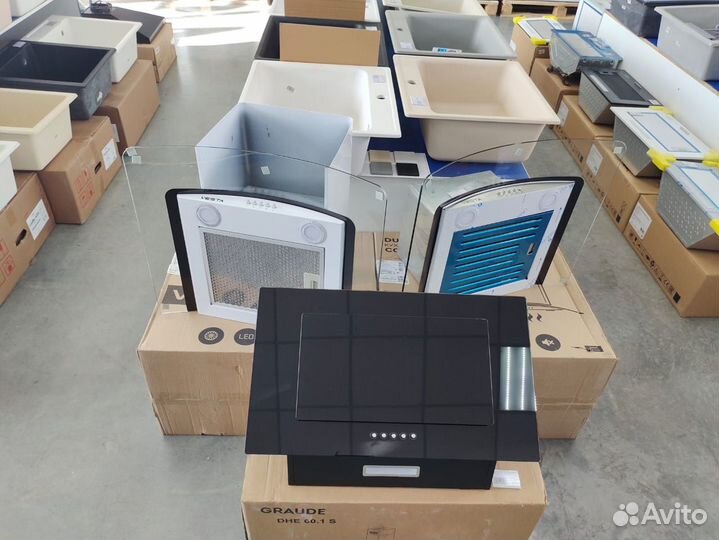 Вытяжка Elikor Cube 60П-650 черный