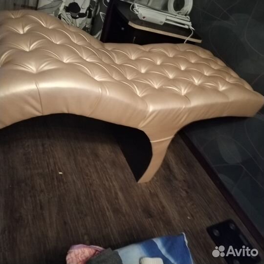 Анатомическая кушетка для наращивания ресниц