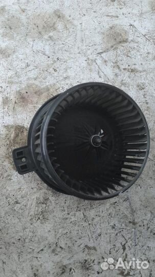 Моторчик отопителя (печки) Kia Rio 3