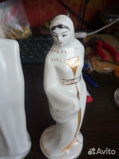 Горец и Горянка парная статуэтка. Советский фарфо