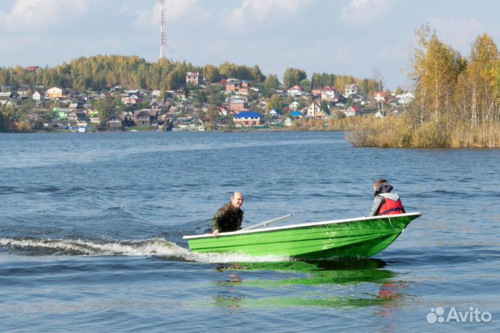 Моторно-вёсельная лодка Виза Легант - 425