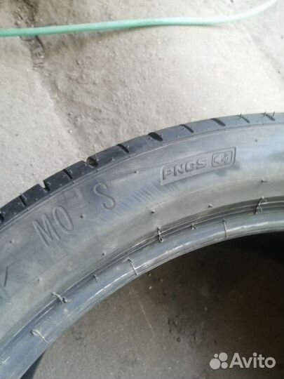 Pirelli P Zero PZ4 325/35 R22