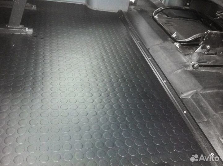 Автолинолеум Чёрный с пятачками