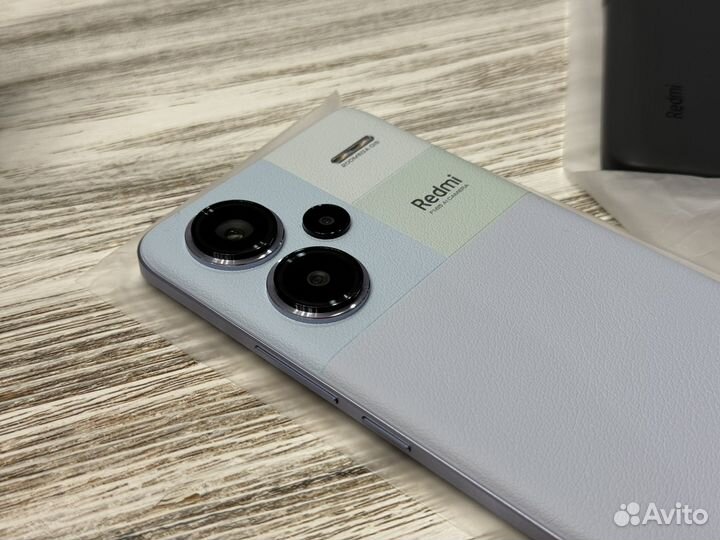 Xiaomi Redmi Note 13 Pro+, 12/256 ГБ