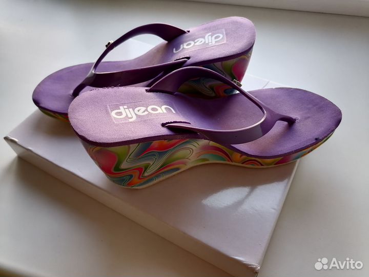 Шлепанцы женские 38