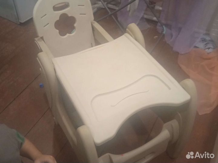 Стул для кормления