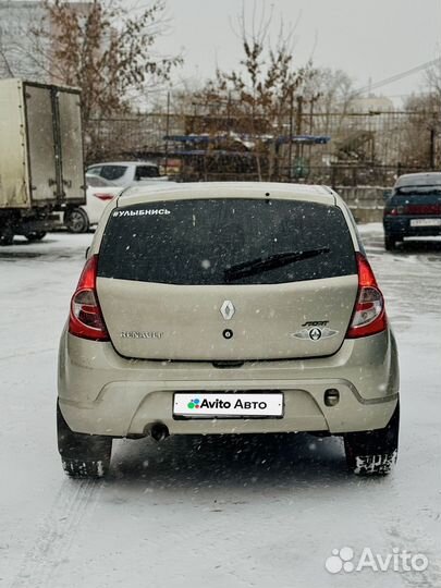 Renault Sandero 1.6 AT, 2011, 251 000 км