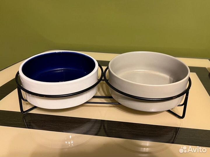 Керамическая миска для кошек и собак