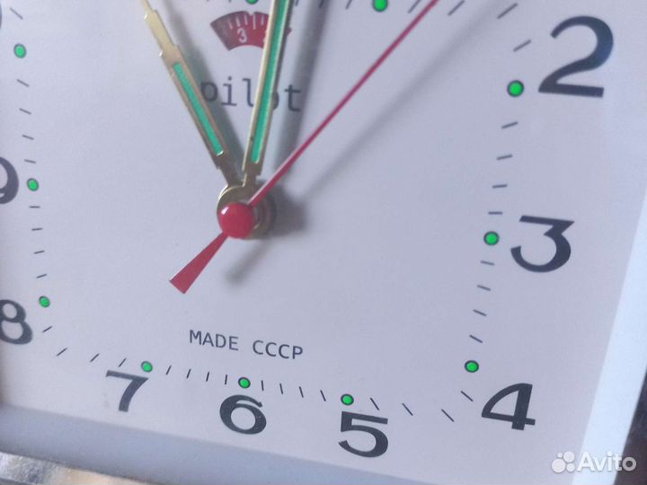 Часы настольные