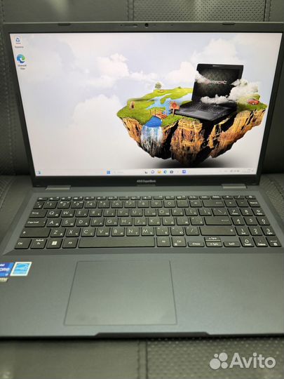 Новый ноутбук Core i7-1255u, ssd 512, 16Gb DDR4