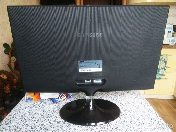 Монитор для компьютера 24 дюйма