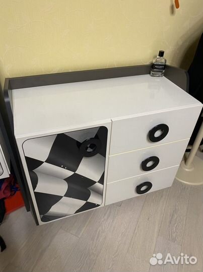 Тумба и стеллаж