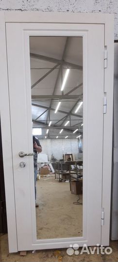 Дверь входная с отделкой