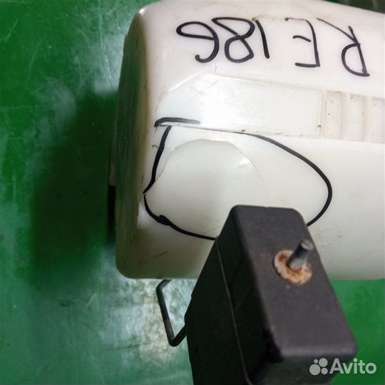 Бензонасос Toyota Auris ZRE186