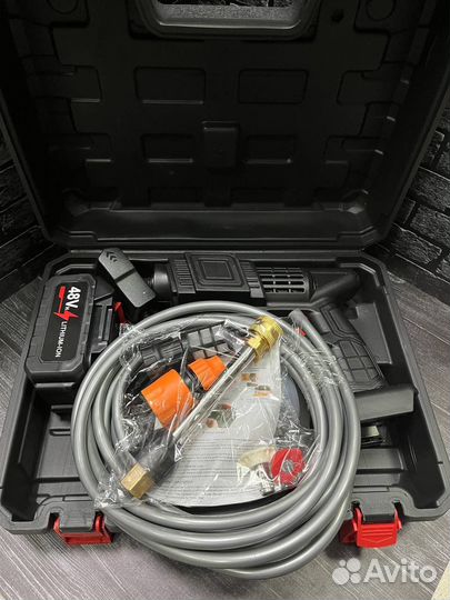 Портативная мойка высокого давления