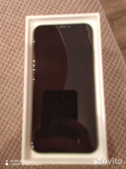 iPhone Xs, 64 ГБ
