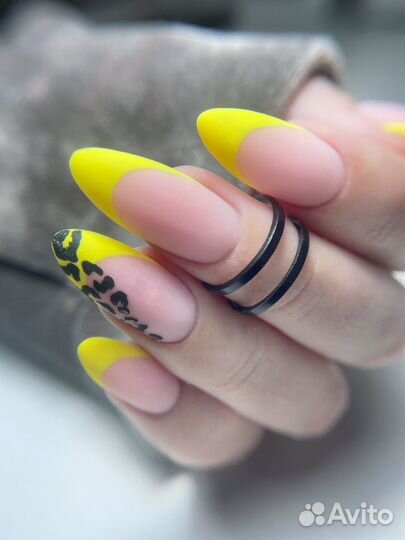 Маникюр педикюр стрижки окрашивание ресницы брови