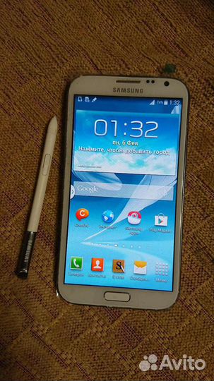 Телефон Samsung GT-N7100