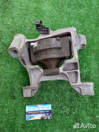 Подушка двигателя правая нижняя Мазда 6 GJ