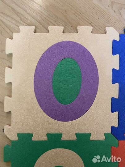 Развивающий коврик для малышей