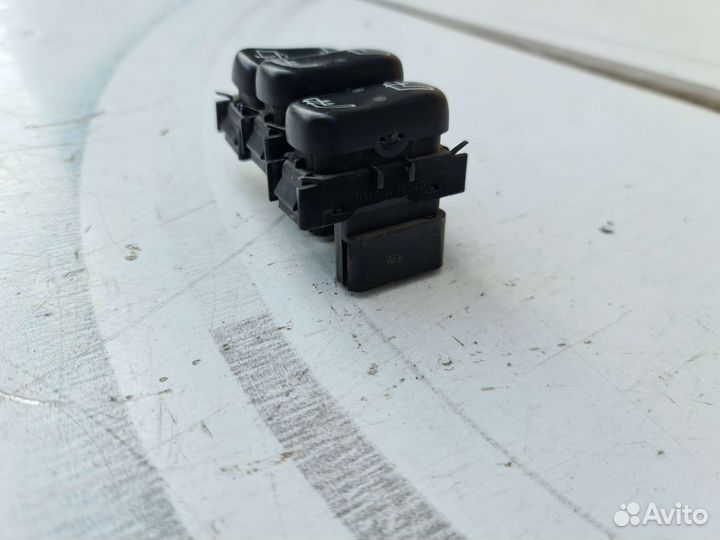 Кнопки центральной консоли Mercedes W163