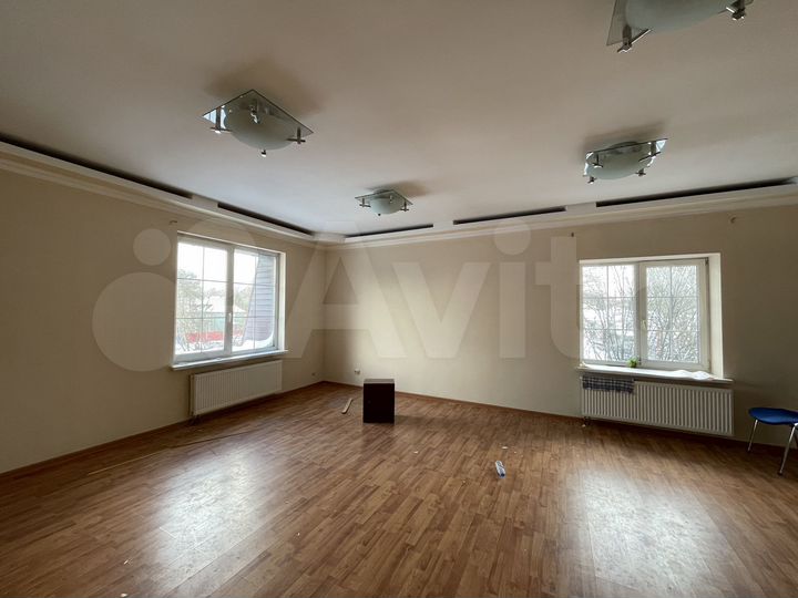 Свободного назначения, 230 м²