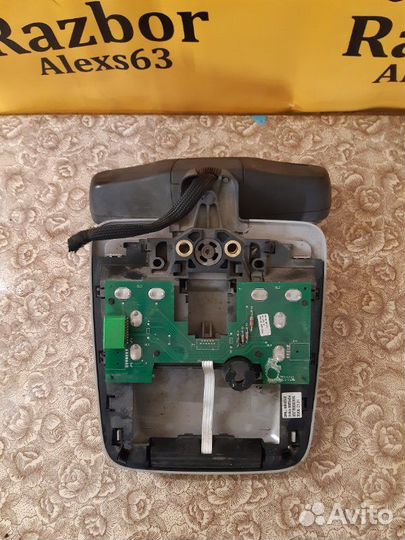 Плафон подсветки салона Volvo V70 2.4 D 2002