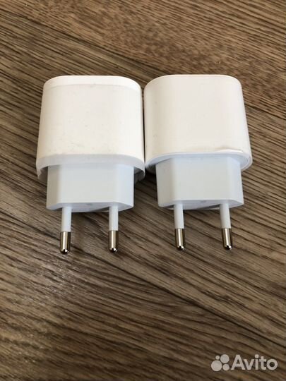 Блок быстрой зарядки iPhone