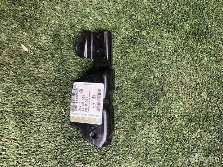 Кронштейн петли капота опель астра j левый