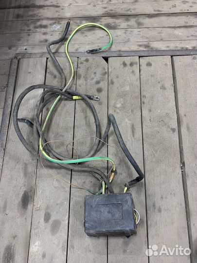 Лебедка электрическая автомобильная