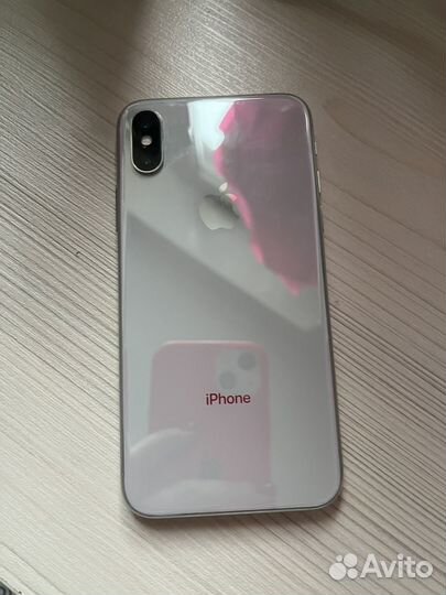 iPhone X, 64 ГБ