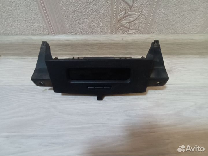 Часы Renault Laguna 1