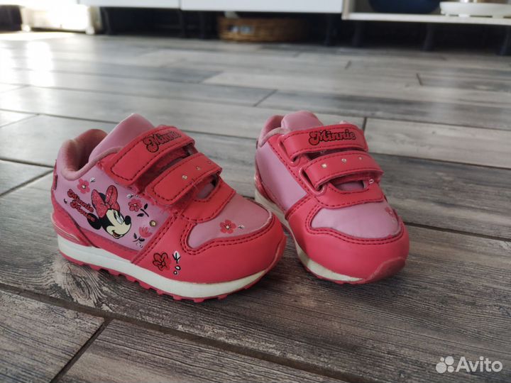 Кроссовки детские 20 размер