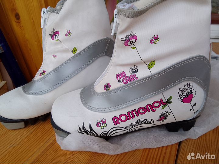 Лыжные ботинки для девочки