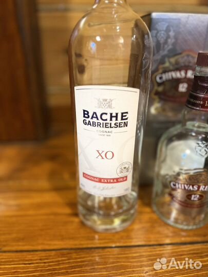 Бутылки от элитного алкоголя