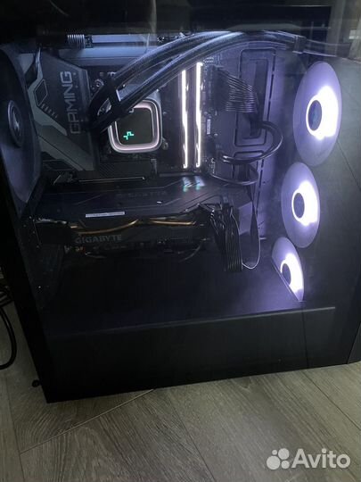 Продам игровой компьютер i7 13700k / 32gb ddr5