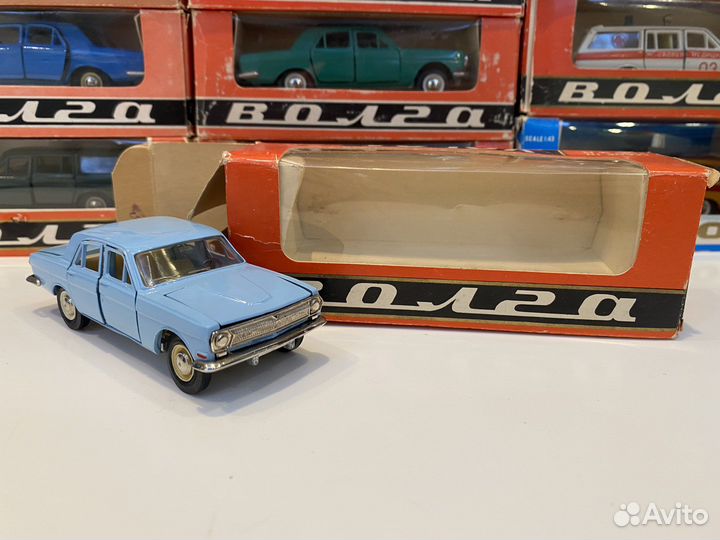 Модель автомобиля Волга 1:43 СССР
