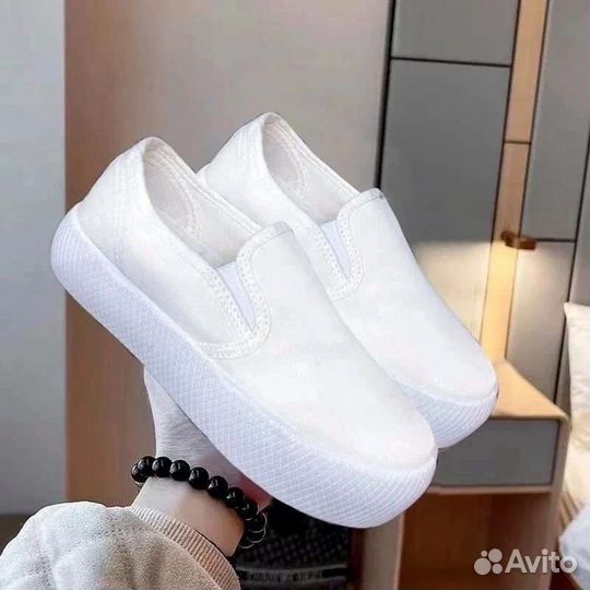 Слипоны женские