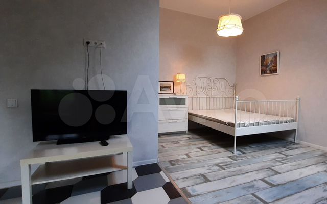 Квартира-студия, 42 м², 4/4 эт.