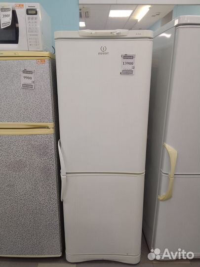 Холодильник бу Indesit No Frost