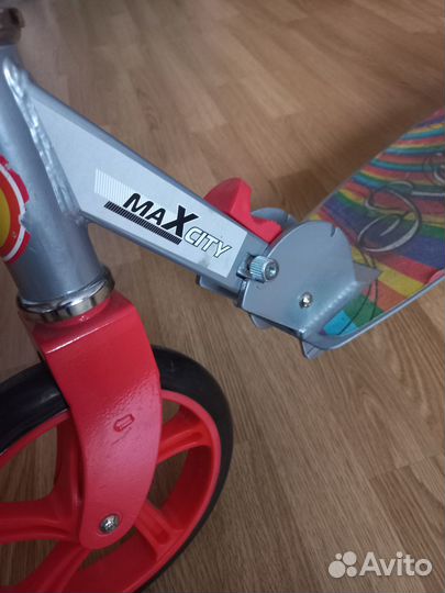 Самокат городской Maxcity Rainbow