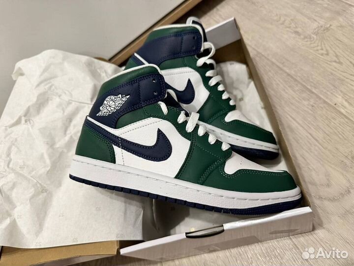 Кроссовки Air Jordan 1 MID SE DZ5326-300