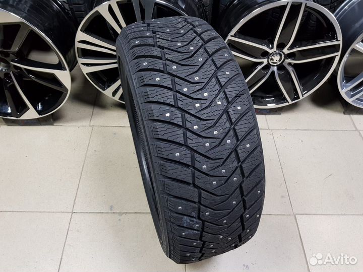 Yokohama Ice Guard IG65 215/60 R16