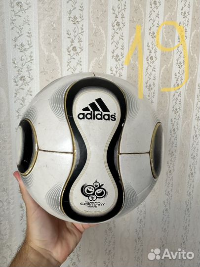 Футбольные мячи оптом