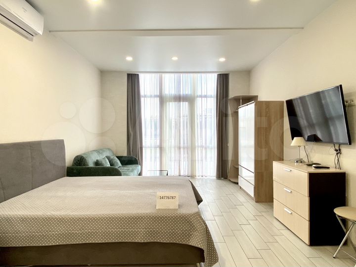 Апартаменты-студия, 35 м², 1/4 эт.