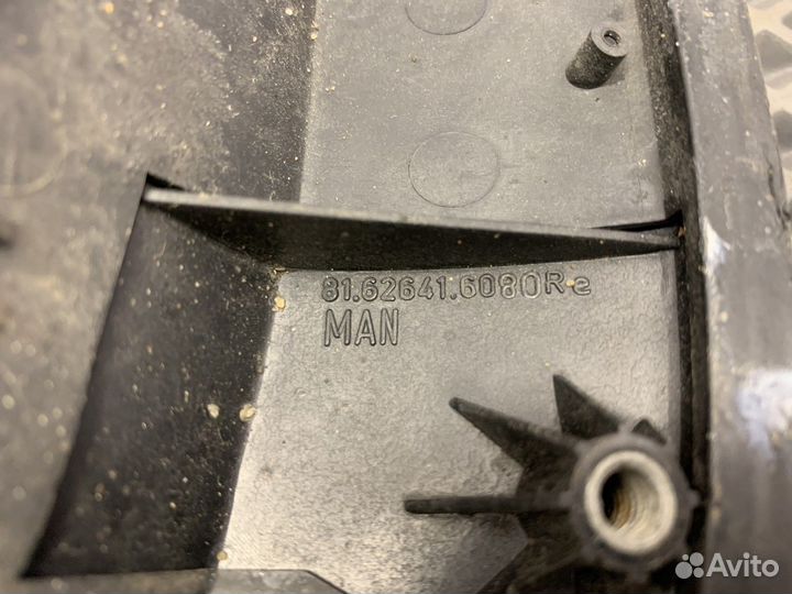 Ручка двери наружная правая